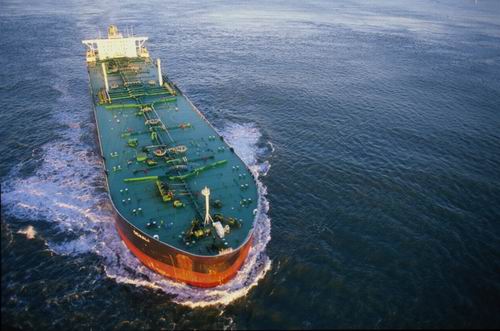 СК «Ростра» застраховала топливно-наливное судно на 17 млн. рублей