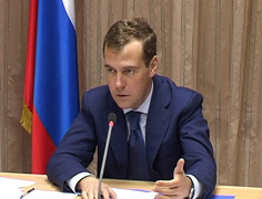 Дмитрий Медведев предложил заменить лицензирование страхованием