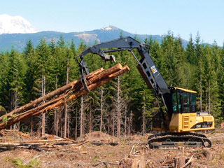 "Росгосстрах" выплатил 8,8 млн рублей за сгоревшую лесозаготовительную машину