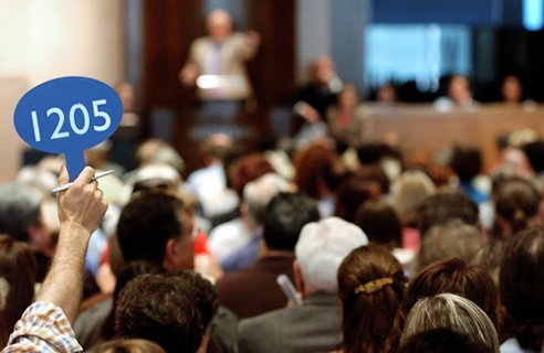 Аукцион-закрытие фотовыставки «КоммерсантЪ. Свободная камера» состоялся при партнерстве СГ «УРАЛСИБ» 