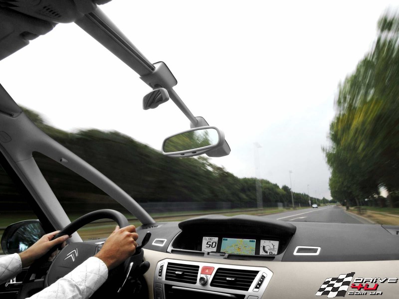 ОАО «Росстрах» застраховало Citroen