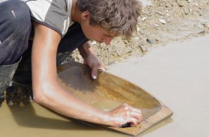 СК «Гелиос» в Зее застраховала участки золотодобычи на 30 млн рублей