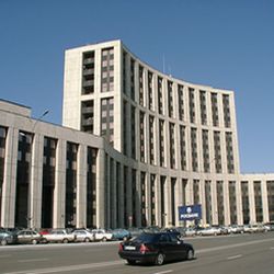 Росбанк изменил принципы работы со страховыми компаниями и заемщиками