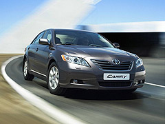 828 тыс. рублей выплатил МАКС владельцу угнанного автомобиля Toyota Camry