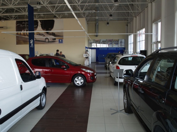 Краснодарский филиал ОСАО «Россия» обеспечил страховой защитой парк автомобилей автоцентра «Юг-Авто»