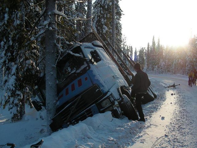 Страховая группа «УРАЛСИБ» в Оренбурге произвела две выплаты по полисам КАСКО